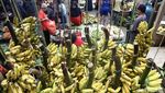 Mengintip Aktivitas Jual Beli di Pasar Minggu