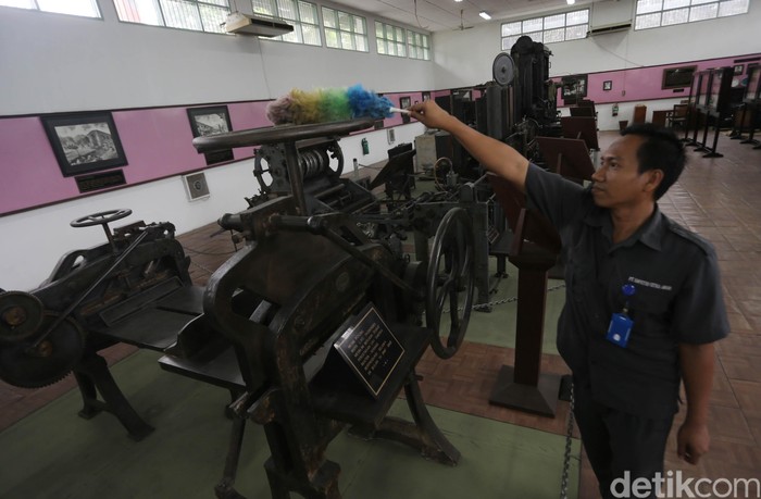 Melihat Mesin Pencetak Uang Jadul di Museum Reksa Artha