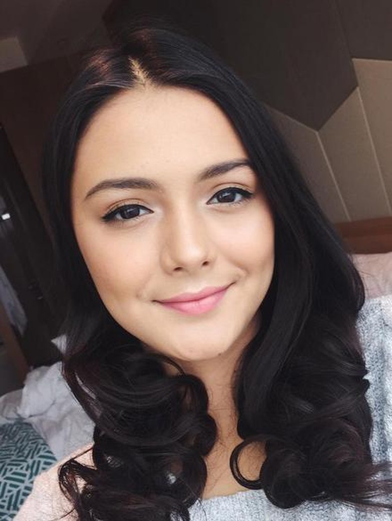 Wajah Bule Amanda Rawles Lebih Tertarik Pria Indonesia Tulen