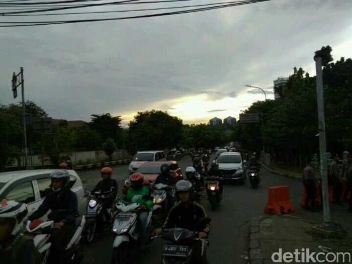 Jalan di Lokasi Sidang Ahok Ditutup, Arus Lalin Ramai Lancar