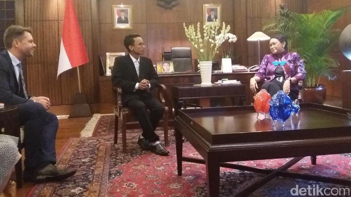 Pesan Menlu untuk Datu, Pemenang Ambassador1Day Kedubes Denmark