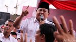 Prabowo Blusukan Kampanyekan Anies-Sandi
