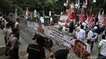 Adu Orasi Massa Pro vs Kontra Ahok