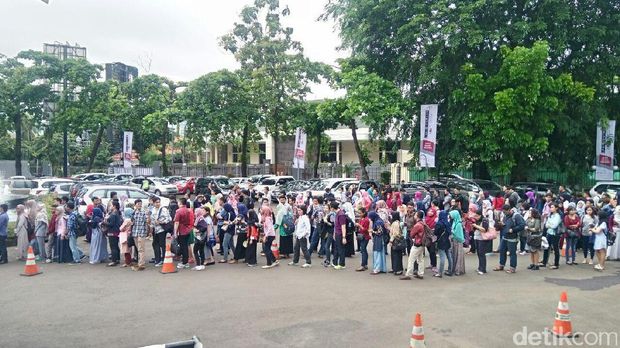 Ratusan Orang Hadiri LPDP Edufair 2017