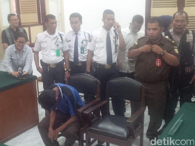 Mahasiswa Medan Pembunuh Dosen Divonis Penjara Seumur Hidup Mahasiswa Medan Pembunuh Dosen Divonis Penjara Seumur Hidup