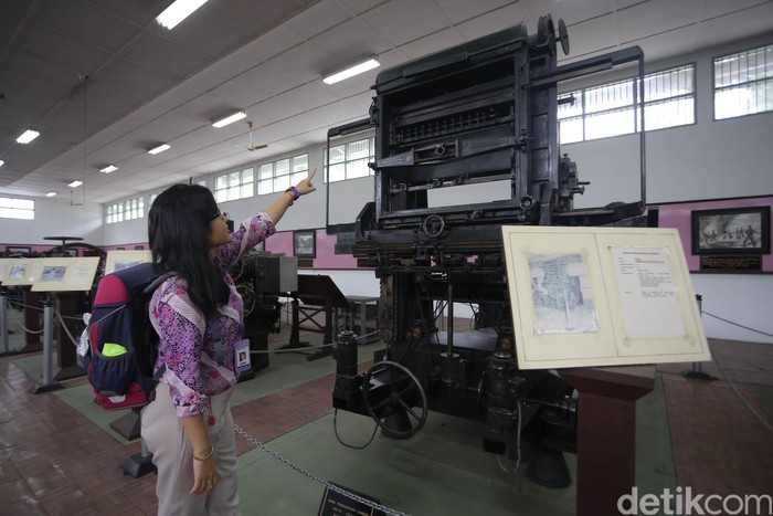 Melihat Mesin Pencetak Uang Jadul di Museum Reksa Artha