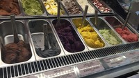 Puluhan rasa gelato unik tersedia di Gelato Secrets, Menteng. Mulai dari Raw Chocolate, Chocolate Chili, Green Tea, Bamboo Charcoal, Cheese Cake, Mango Harum Manis, dan Baileys.