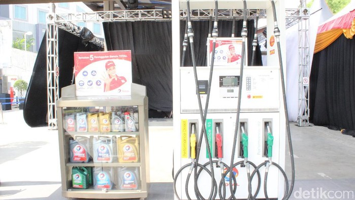 Total Siap Pasang Fasilitas Pengisian Baterai di 300 SPBU