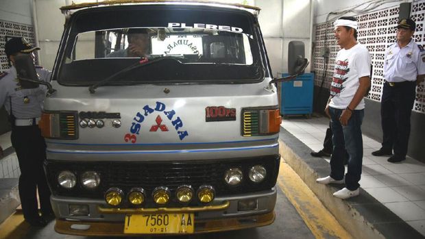 Sidak ke Dishub, Bupati Purwakarta Minta Angkutan Diuji KIR Ulang