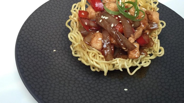 Yuk, Buat Teriyaki Indomie Cup yang Garing Gurih! Yuk, Buat Teriyaki Indomie Cup yang Garing Gurih!