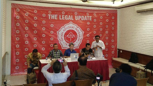 Todung Kritik Pudarnya Perdebatan Konstitusional di MK