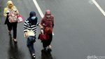 Halte TransJ Polda Ditutup, Warga Kesulitan Angkutan Umum