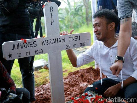 Anak Indra Bekti Meninggal Dunia, Tata Janeta Ditalak Cerai 