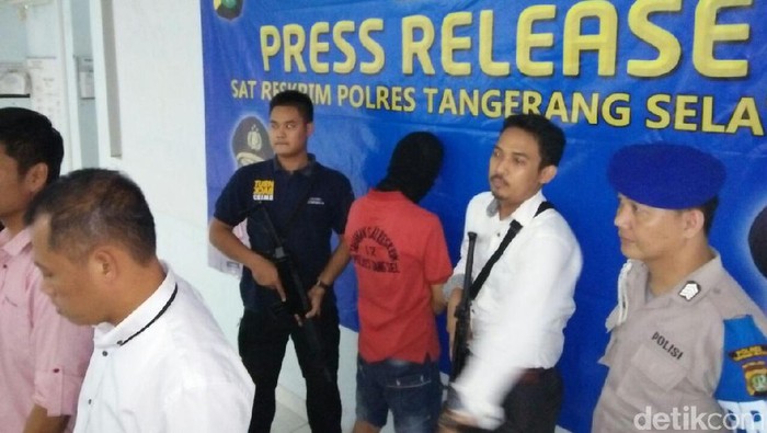 Mengaku Bisa Bebaskan Tahanan, Polisi Gadungan Ini Ditangkap
