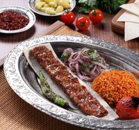 Turki Perkenalkan Kapal Pesiar Bagi Muslim dengan Makanan Halal