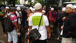 Massa FPI Mulai Berkumpul di Masjid Al-Azhar