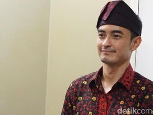 Hormati Proses Hukum di KPK, Zumi Zola akan Tetap Bekerja