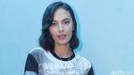 Ini Model Internasional yang Jadi Lawan Main Adipati Dolken