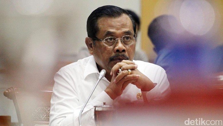 Bela Jaksa Agung, NasDem: Dia Tak Ingin Lemahkan KPK Bela Jaksa Agung, NasDem: Dia Tak Ingin Lemahkan KPK