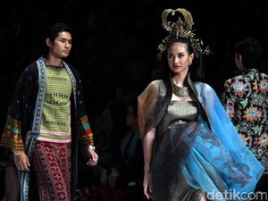 Indonesia Fashion Week 2018 Siap Digelar Maret, Bawa Mode ke Pasar Online