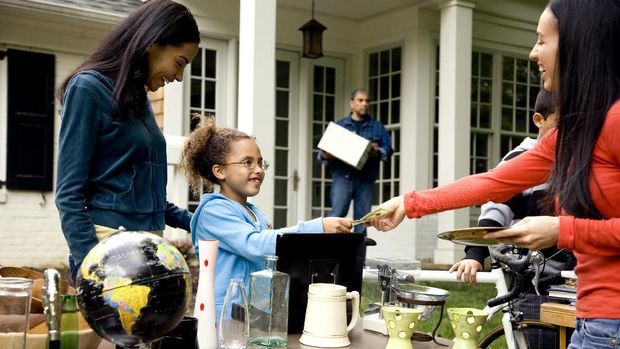 Ilustrasi anak berlajar berjualan