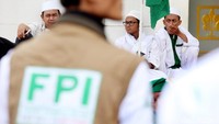 Massa berkumpul sebelum berangkat ke Polda Metro Jaya.