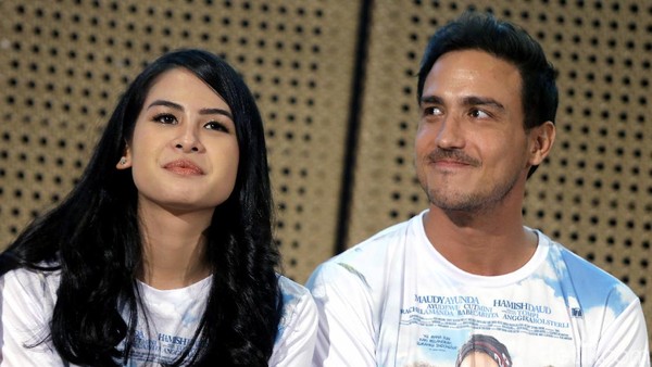 Saat Hamish Daud Memandang Mata Maudy Ayunda