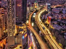 Kemilau Jakarta Kala Petang