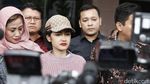Datangi Polres, Jupe Gunakan Topi yang Sama dengan Nikita Mirzani
