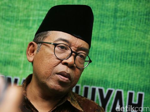 Ketua Bidang Infokom MUI Ketua KH. Masduki Baidlowi