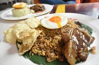 Eighty Nine: Puas Ngopi Sambil Mencicip Hamburg Steak di Kafe Cantik
