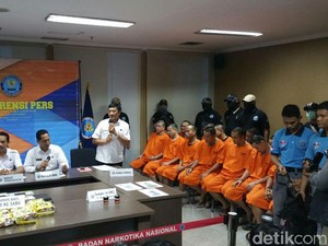 Pertama di Indonesia, BNN Sita Narkoba Cair 50 Liter 4-CMC