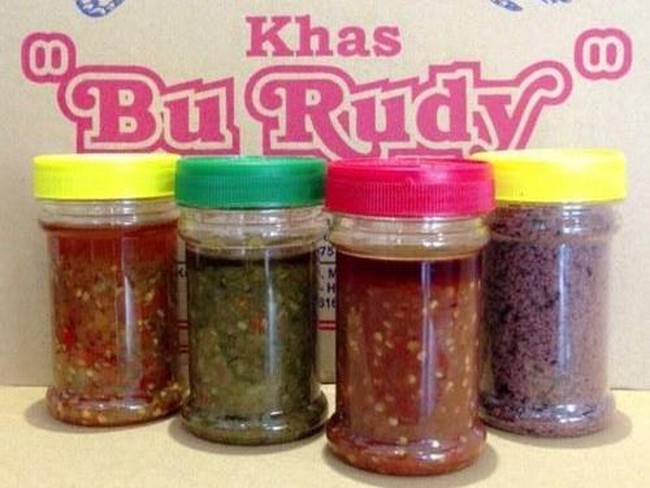 10 Oleh-oleh Khas Surabaya yang Tak Boleh Terlewatkan