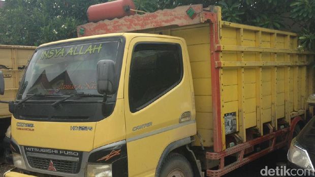 Truk pengangkut BBM bersubsidi jenis solar ilegal di Riau