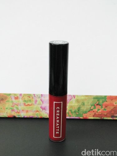 <i>Product Review</i>: 4 Lipstik Cair Lokal Terbaru di Bawah Rp 100 Ribu