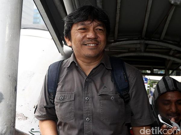Albert Burhan Usai Jalani Pemeriksaan di KPK