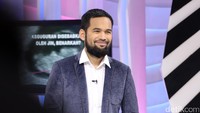 Sama halnya dengan sang suami, Teuku Wisnu. Hanif Hawari/detikHOT