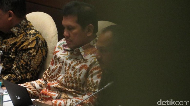 Dipuji Istana, Asman Abnur: Saya Tak Mau Jadi Beban Jokowi Dipuji Istana, Asman Abnur: Saya Tak Mau Jadi Beban Jokowi