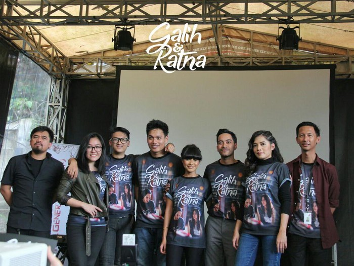 Kisah Sang Sutradara Temukan Pemeran Galih dan Ratna