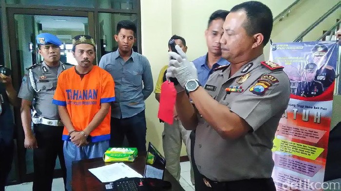 Pencuri Helm ini Selalu Bawa Pistol Saat Beraksi