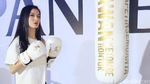 Pukulan Pemikat Hati dari Raline Shah