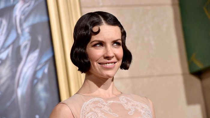 HOLLYWOOD, CA - DECEMBER 09:  Actress Evangeline Lilly attends the premiere of New Line Cinema, MGM Pictures and Warner Bros. Pictures The Hobbit: The Battle of the Five Armies at Dolby Theatre on December 9, 2014 in Hollywood, California.  (Photo by Kevin Winter/Getty Images)