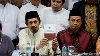 Pedoman Fatwa MUI ditunjukan kepada wartawan.