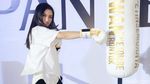 Pukulan Pemikat Hati dari Raline Shah