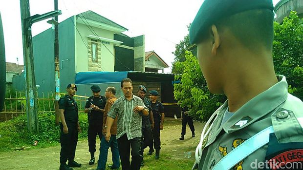Tim Gegana cek koper mencurigan di rumah adik bos Pandawa Group