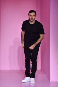 Riccardo Tisci Ucapkan Selamat Tinggal Pada Givenchy
