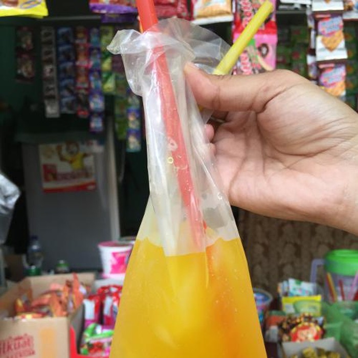 alasan anak jajan di sekolah