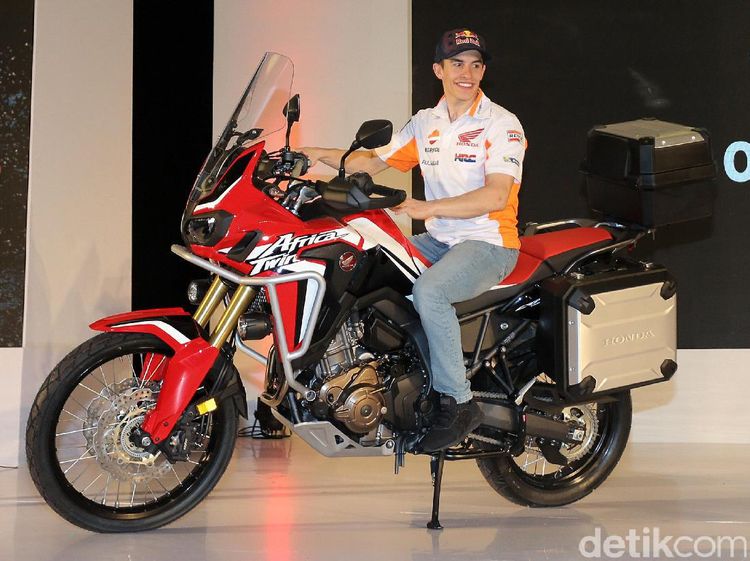 Gagahnya Marc Marquez di Atas Africa Twin