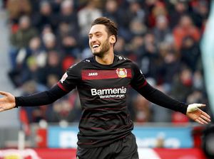 Gelandang Leverkusen Diskors Sampai Akhir Musim