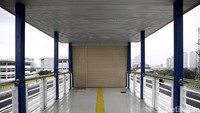 Halte setinggi 23 meter ini akan dilengkapi dengan lift dan eskalator untuk memudahkan pengguna bus Transjakarta.